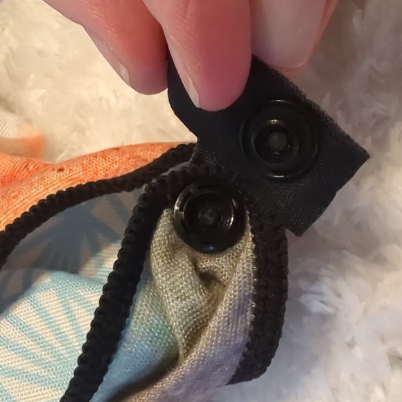 Whitley Willows, Beach Microfiber Towel, Sz 35" x 70", NWT - Picture 8 of 10